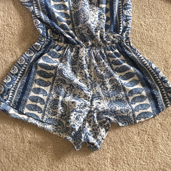 Romper - Picture 4 of 4
